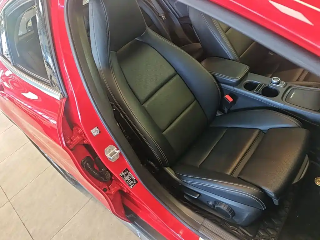 Mercedes-Benz GLA 2016 — фото 25