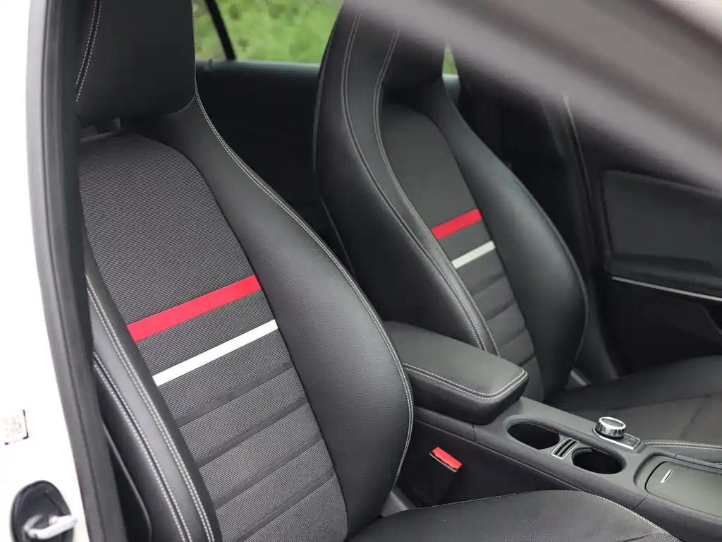 Mercedes-Benz A-Class 2015 — фото 25