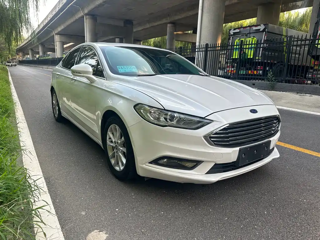 Ford Mondeo 2018 — фото 3