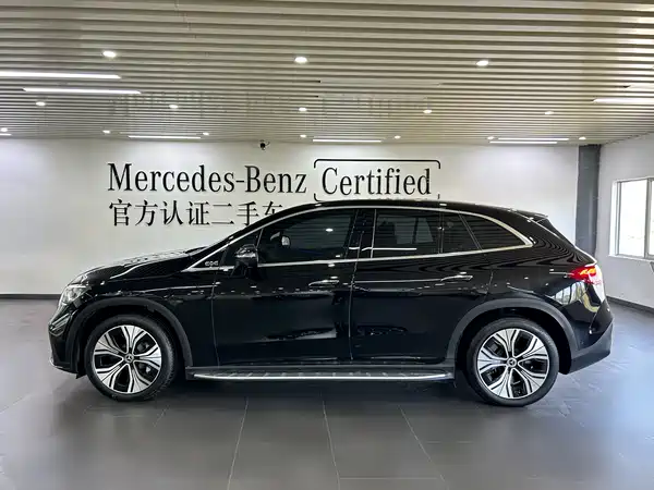Mercedes-Benz EQE SUV 2024