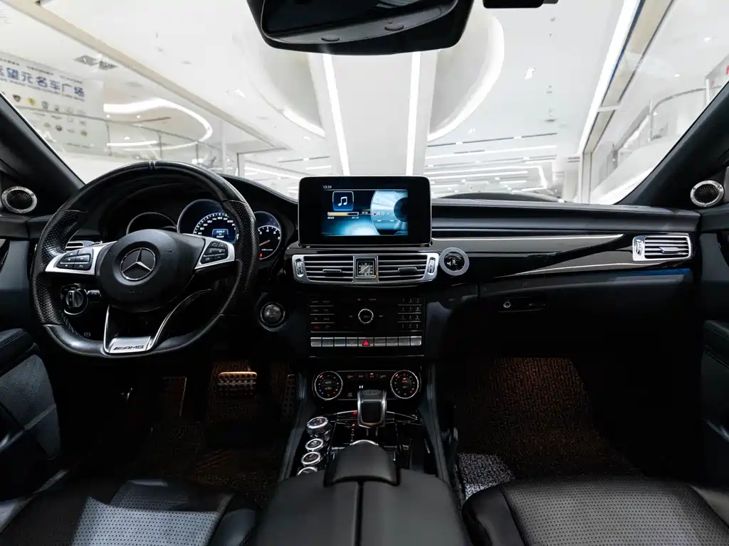 Mercedes-Benz CLS AMG 2015 — фото 13