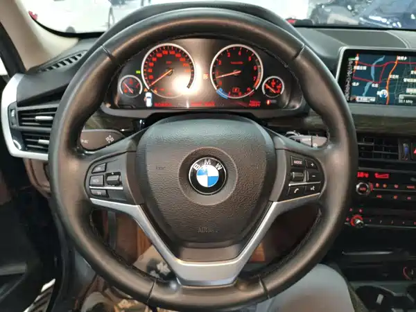 BMW X5 2016