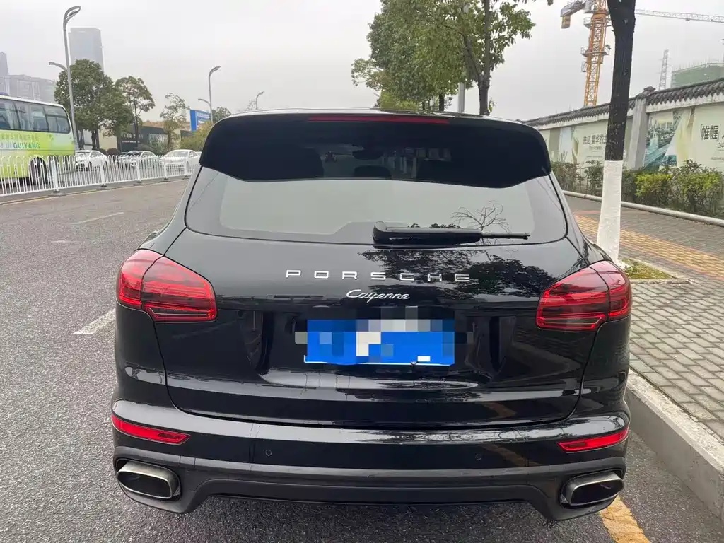 Porsche Cayenne 2018 — фото 8