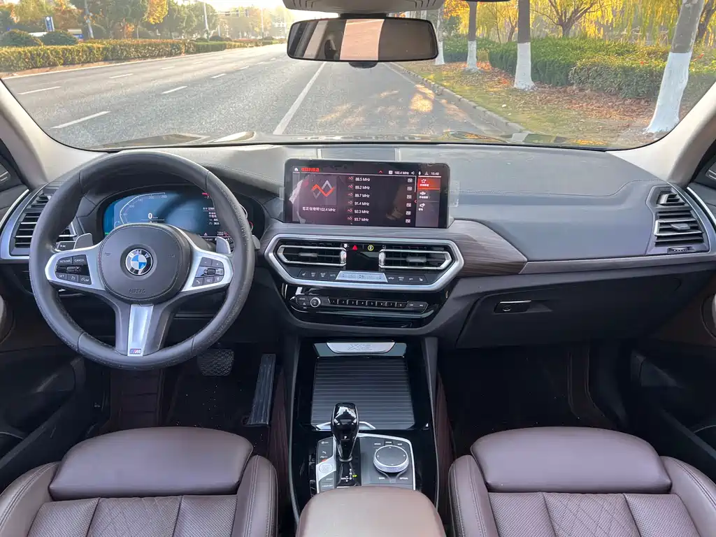 BMW X3 2022 — фото 11