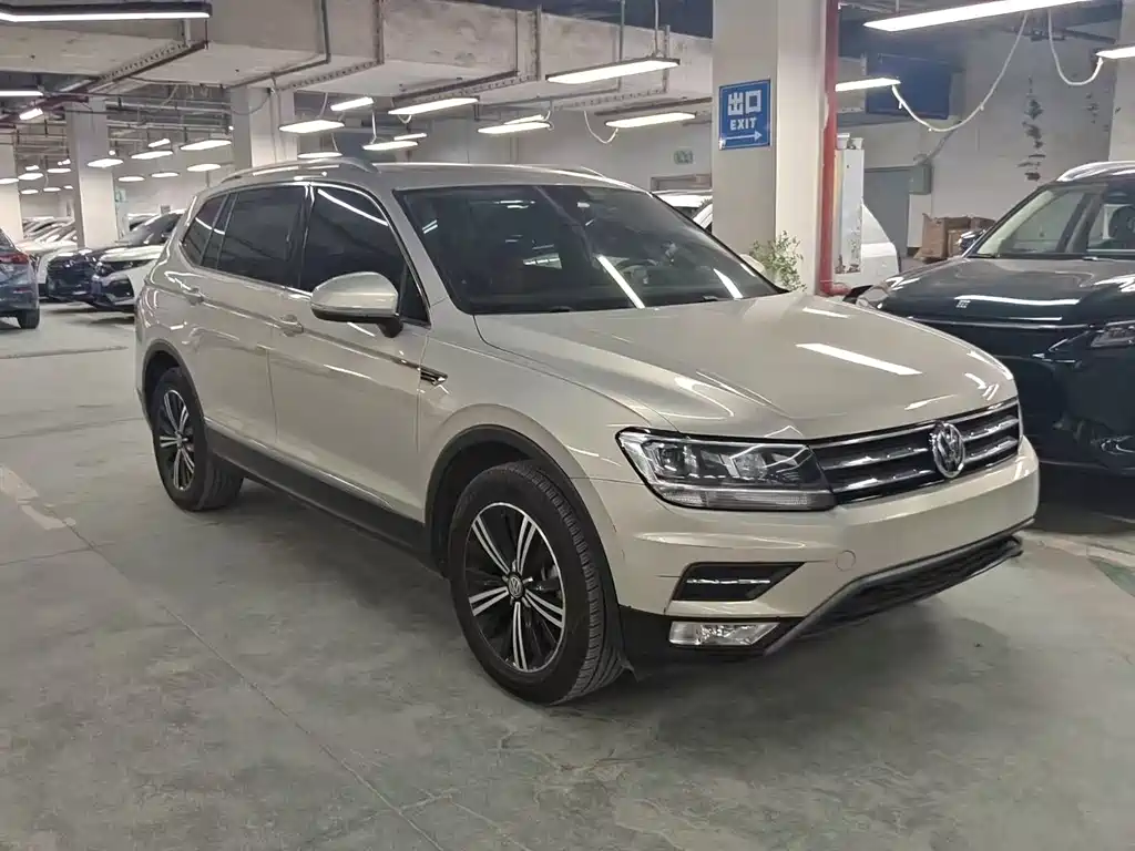 Volkswagen Tiguan L 2020