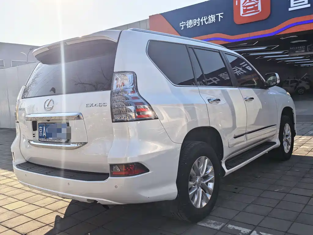 Lexus GX 2016 — фото 21