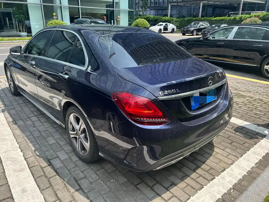 Mercedes-Benz C-Class 2019 — фото 4