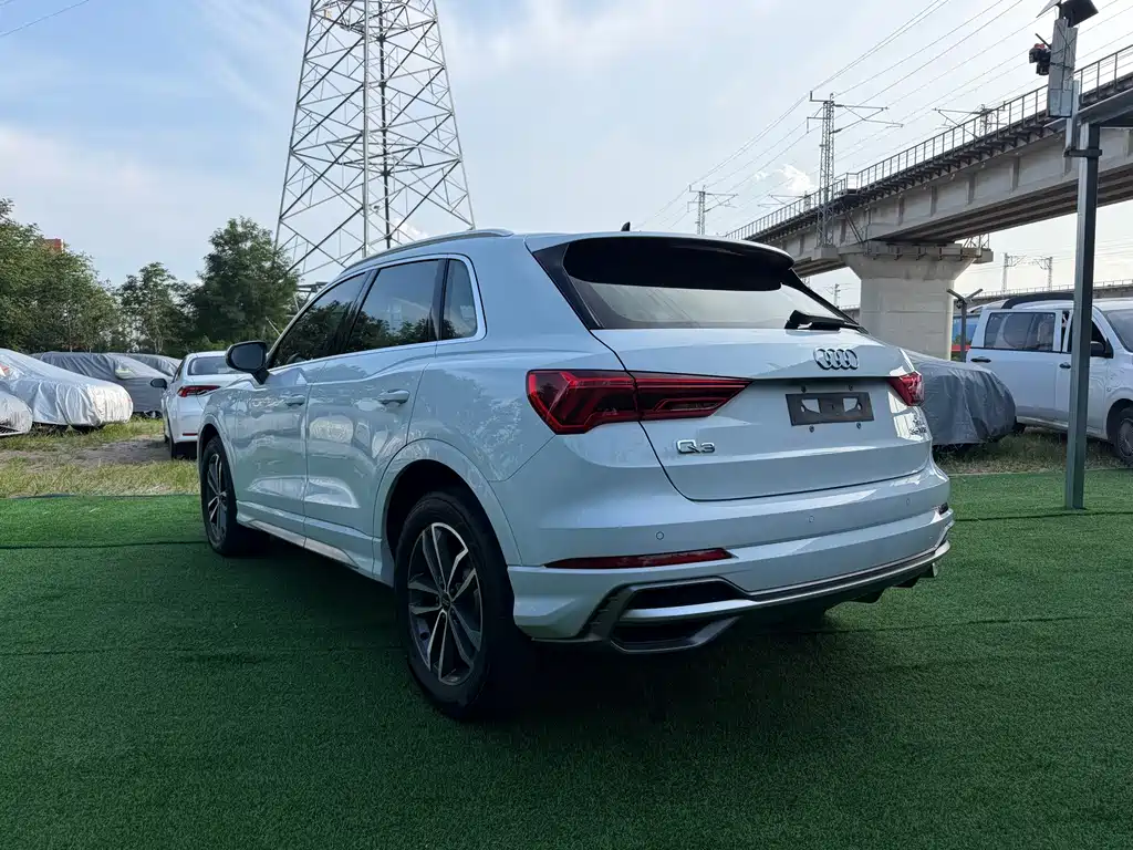 Audi Q3 2022