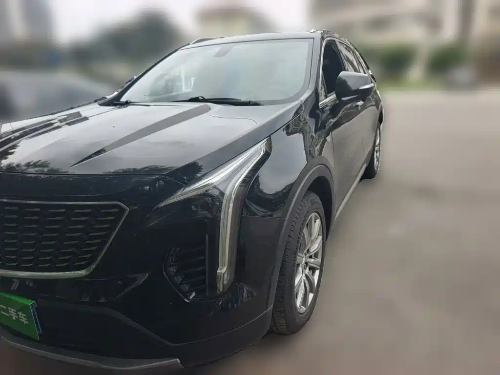 Cadillac XT4 2020 — фото 2