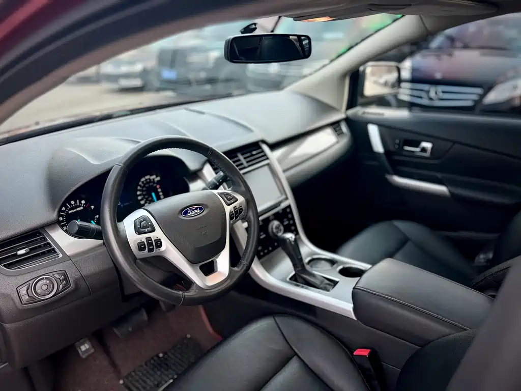 Ford Edge 2015 — фото 9
