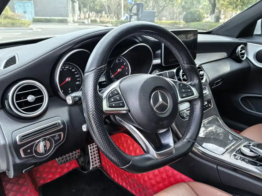 Mercedes-Benz C-Class 2017 — фото 9