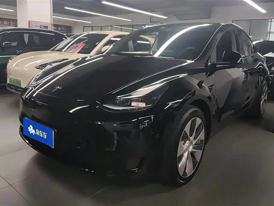 Tesla Model Y 2022 — фото 1