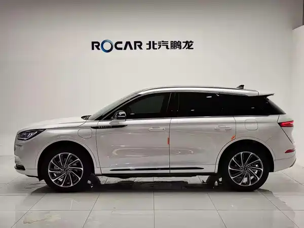 Lincoln Corsair 2022