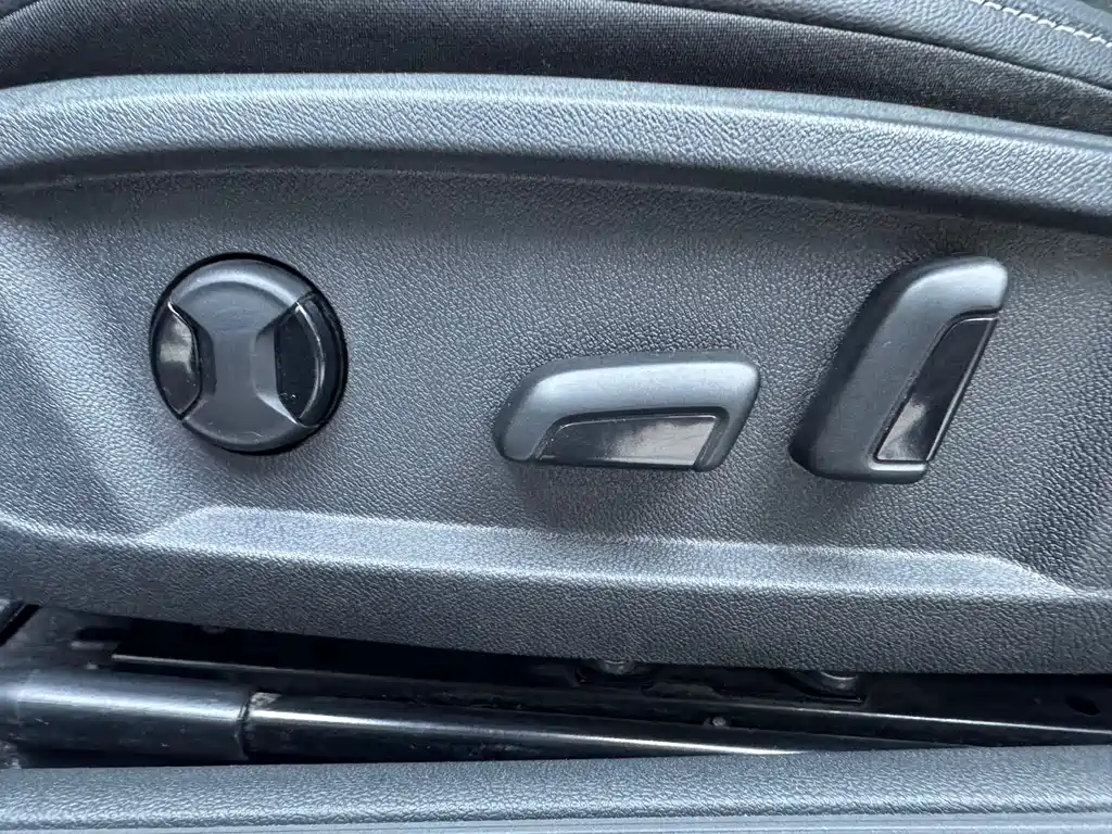 Volkswagen Passat 2021 — фото 8