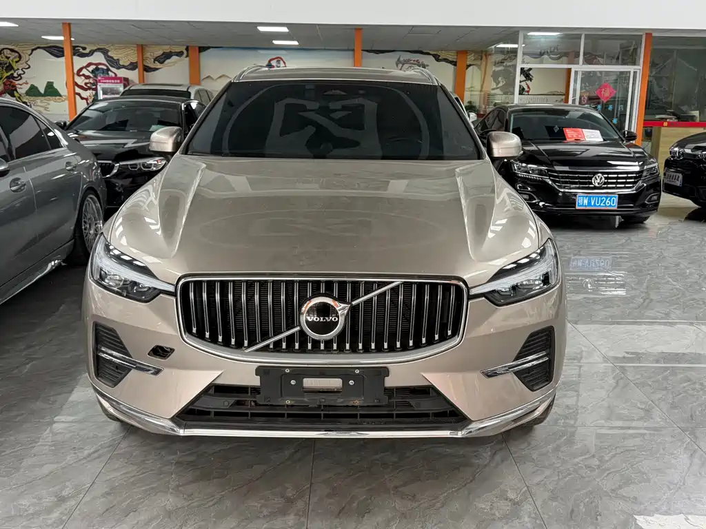 Volvo XC60 2024 — фото 2
