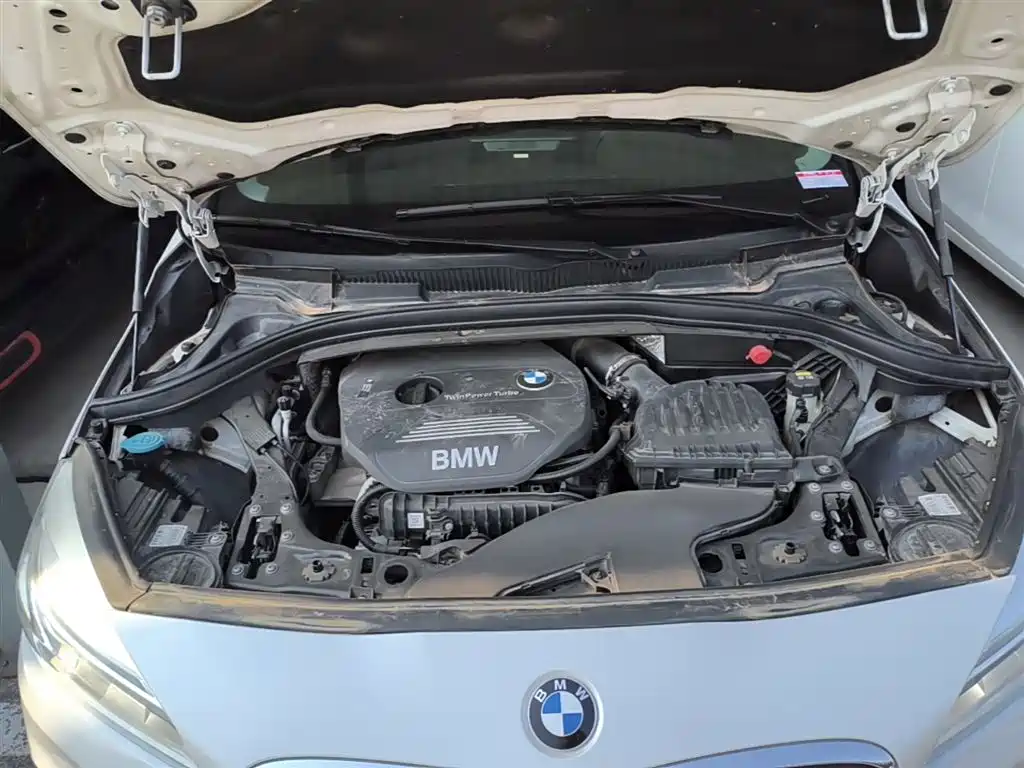 BMW 2 Series Active Tourer 2016 — фото 20