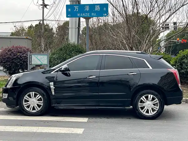 Cadillac SRX 2012