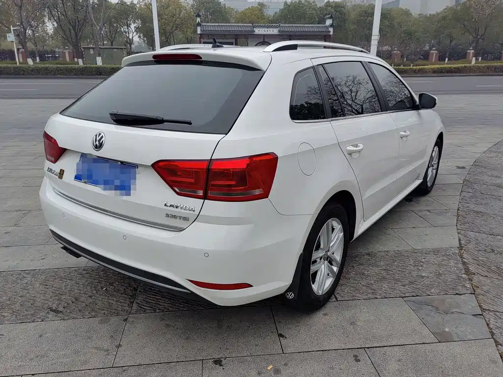 Volkswagen Gran Lavida 2018 — фото 5