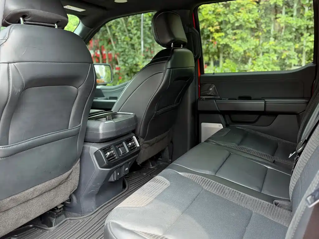 Ford F-150 Raptor 2023 — фото 17