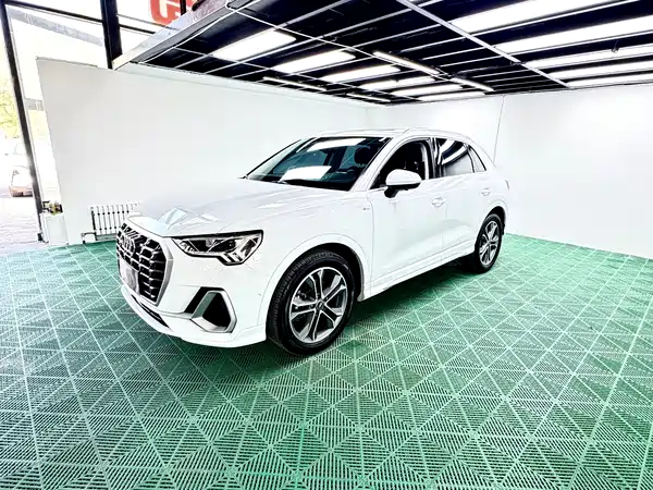 Audi Q3 2022