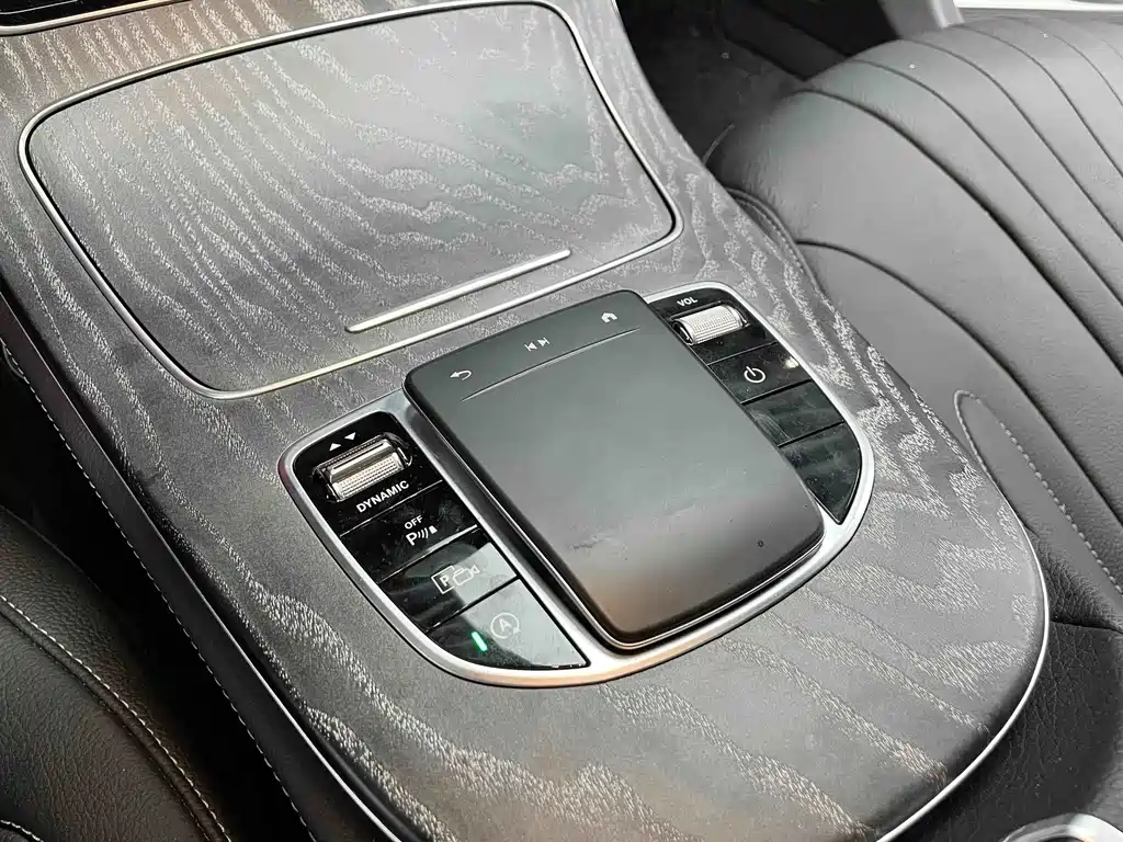 Mercedes-Benz CLS 2020 — фото 14