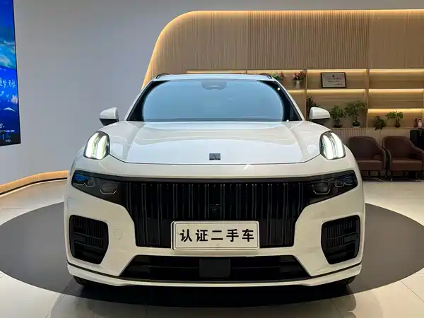 Lynk & Co 09 2022