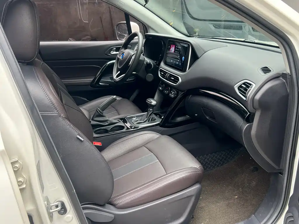 GAC Motor Trumpchi GS4 2019 — фото 15