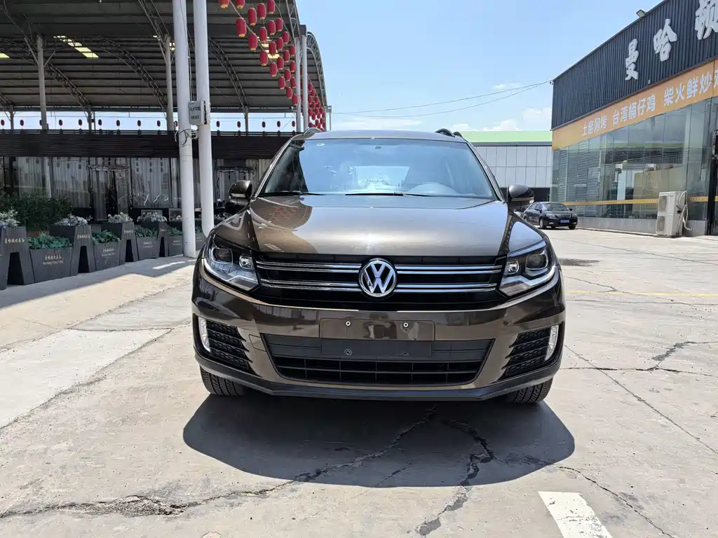Volkswagen Tiguan 2017 — фото 2