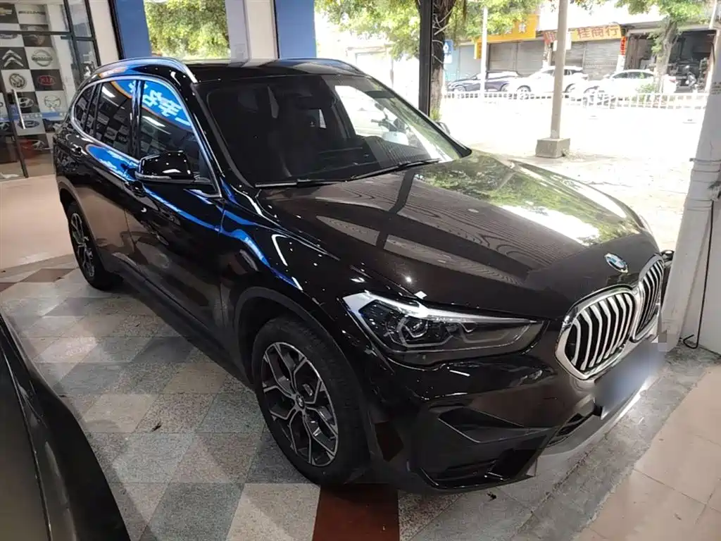 BMW X1 2022 — фото 4