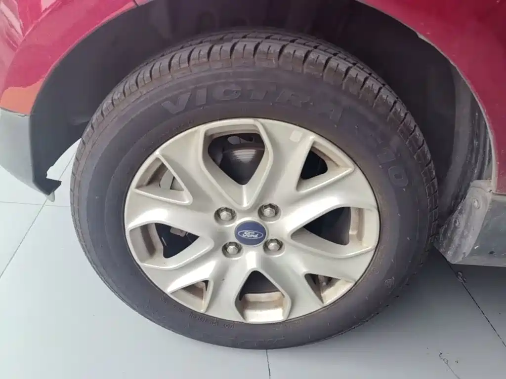 Ford Ecosport 2016 — фото 23