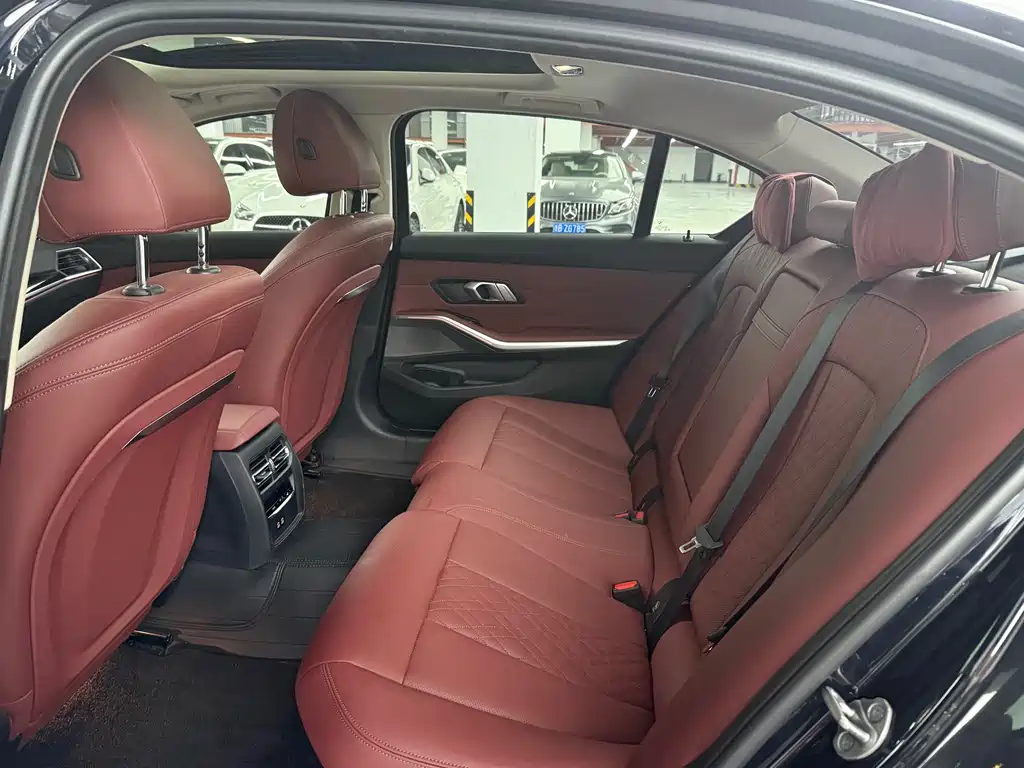 BMW i3 2023