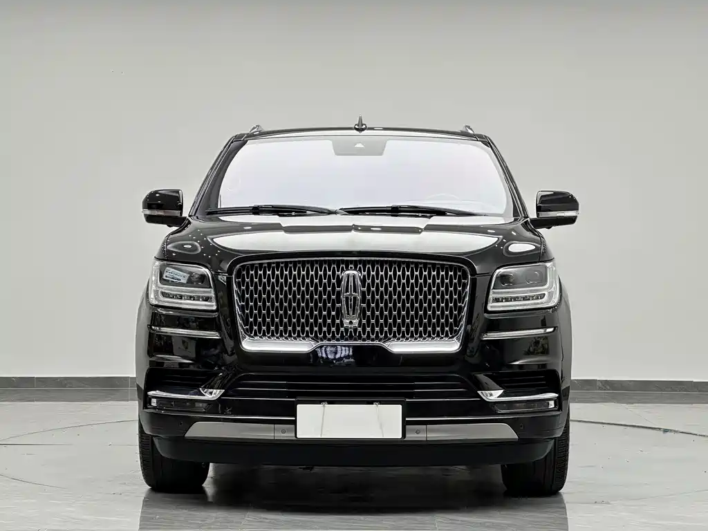 Lincoln Navigator 2019 — фото 2