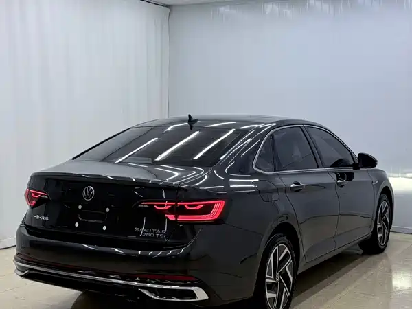 Volkswagen Sagitar 2022