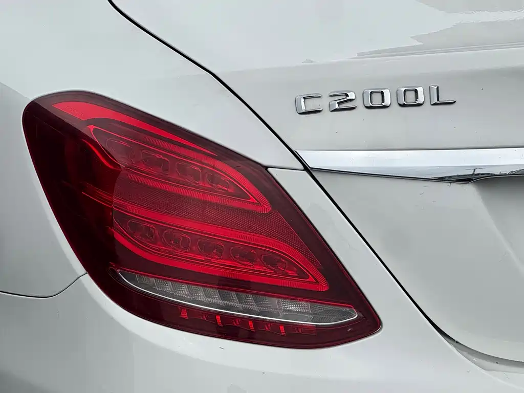 Mercedes-Benz C-Class 2015 — фото 12