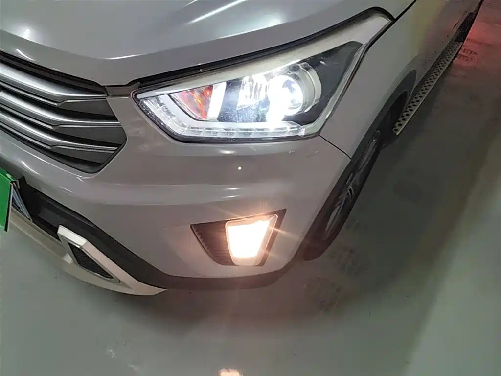 Hyundai ix25 2015 — фото 24