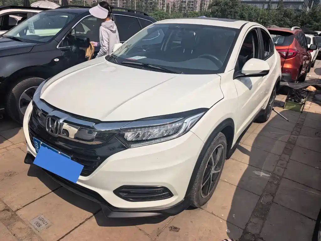 Honda Vezel 2020 — фото 1