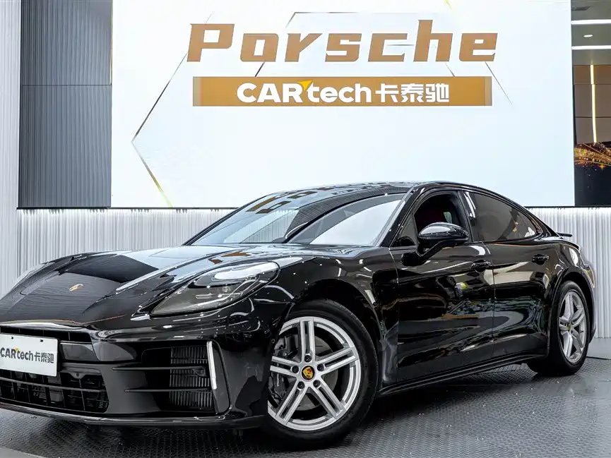 Porsche Panamera 2024 — фото 1