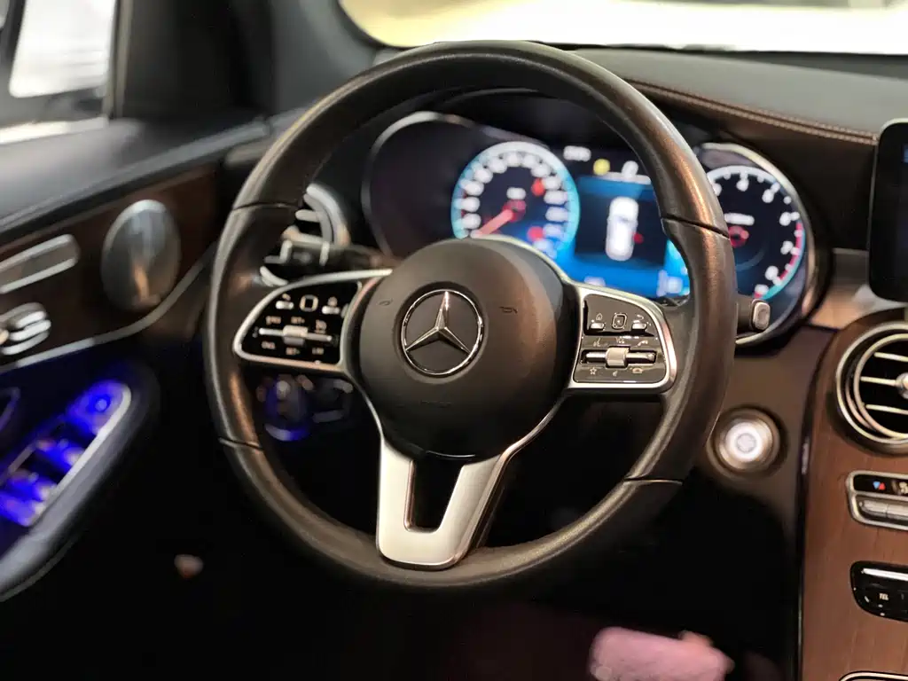 Mercedes-Benz GLC 2021 — фото 14