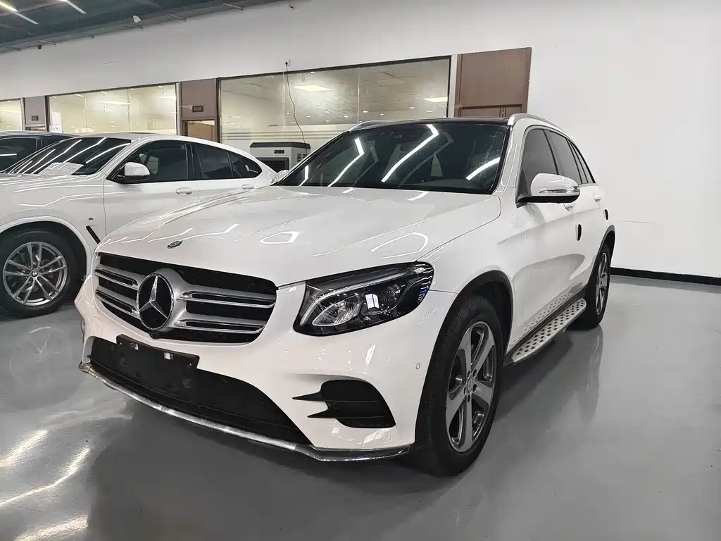 Mercedes-Benz GLC 2017 — фото 1