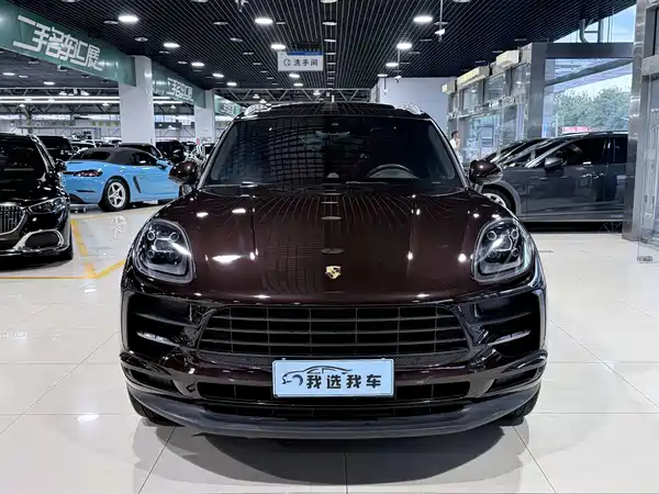 Porsche Macan 2021