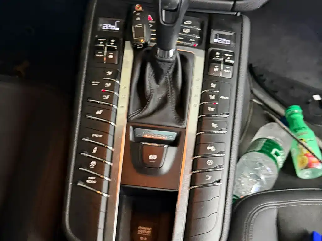 Porsche Macan 2019 — фото 11