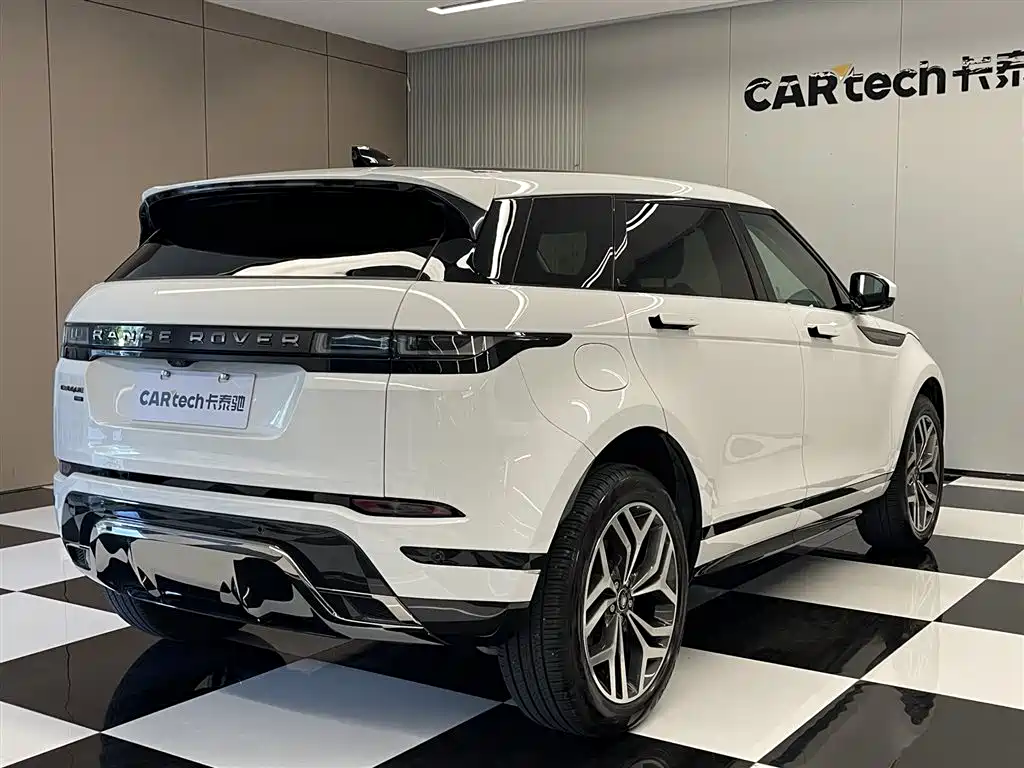 Land Rover Evoque 2023 — фото 4