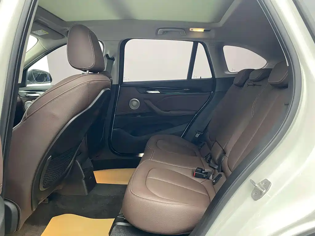 BMW X1 2021 — фото 17