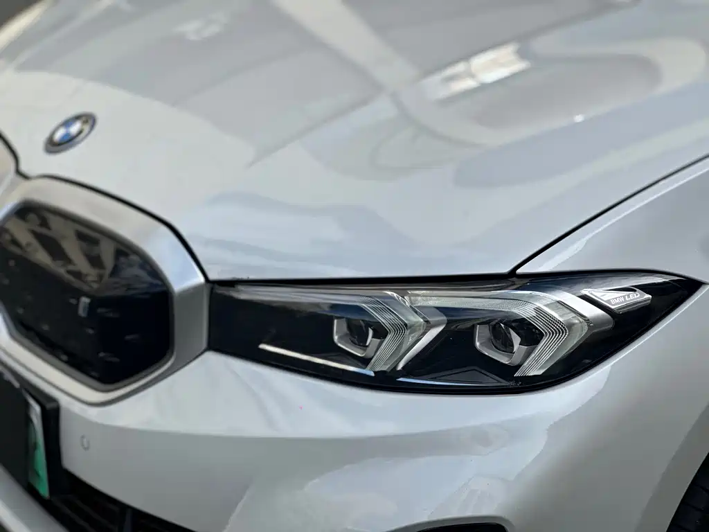 BMW i3 2024 — фото 10
