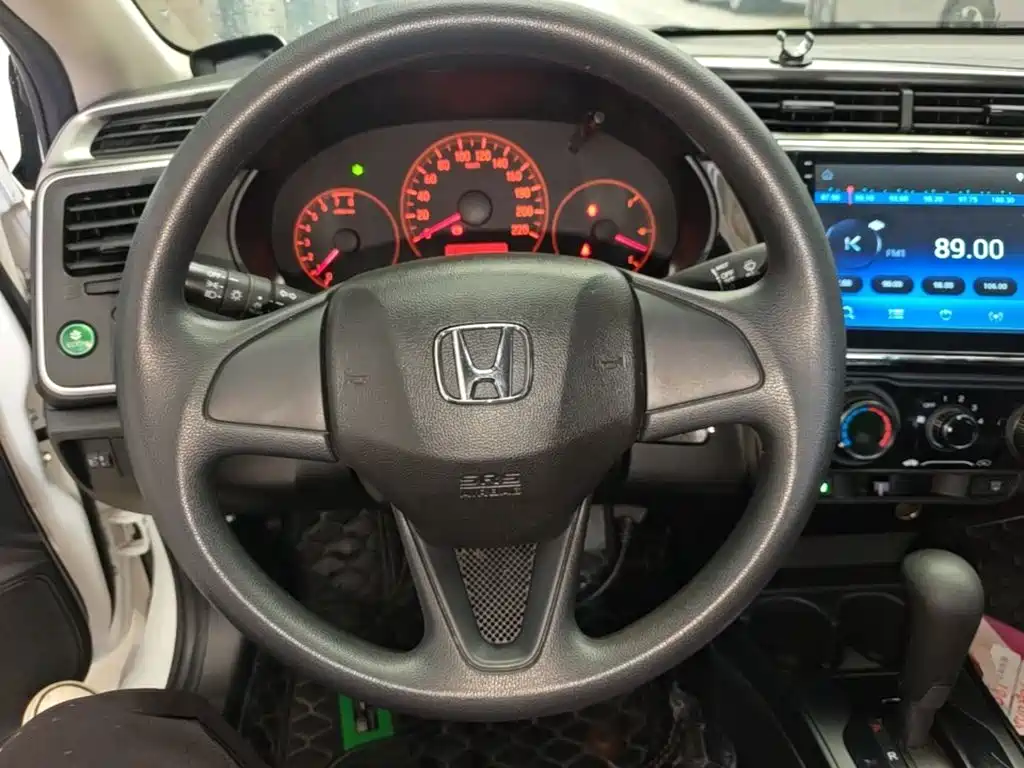 Honda City 2017 — фото 11