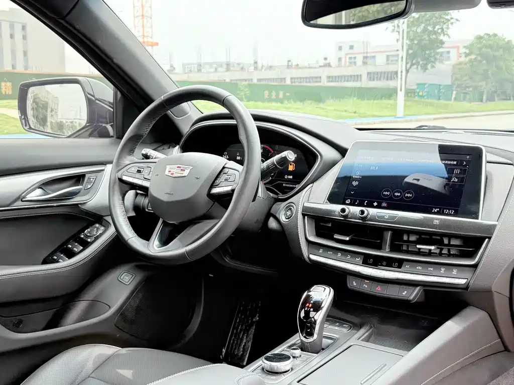 Cadillac CT5 2021 — фото 16