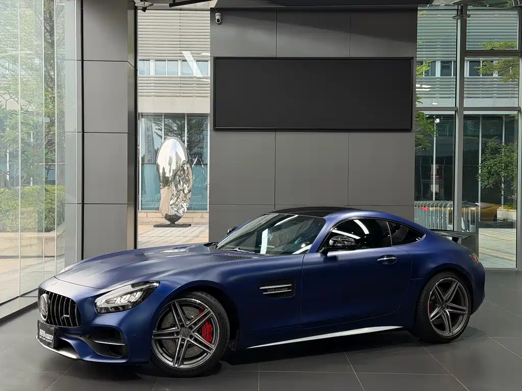 Mercedes-Benz AMG GT 2020 — фото 1