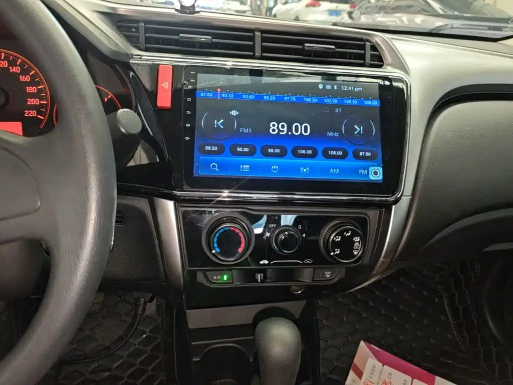 Honda City 2017 — фото 13
