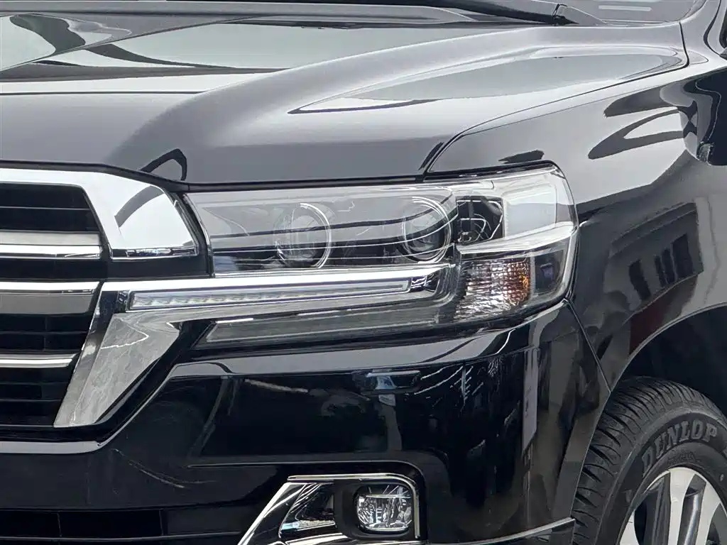Toyota Land Cruiser 2020 — фото 3