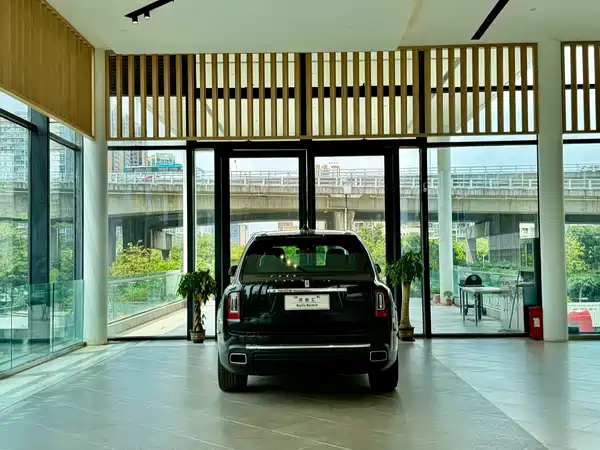 Rolls-Royce Cullinan 2018